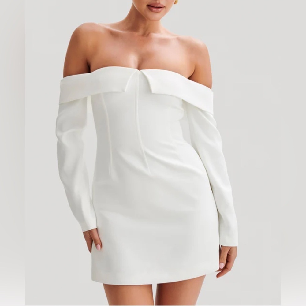 Meshki Off-Shoulder White Long Sleeve Dress